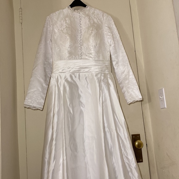 GEMACH Dresses Modest Wedding Dress Long Sleeve High Neck Opaque